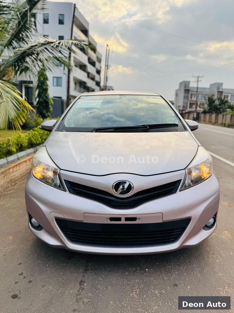2012 Toyota Vitz