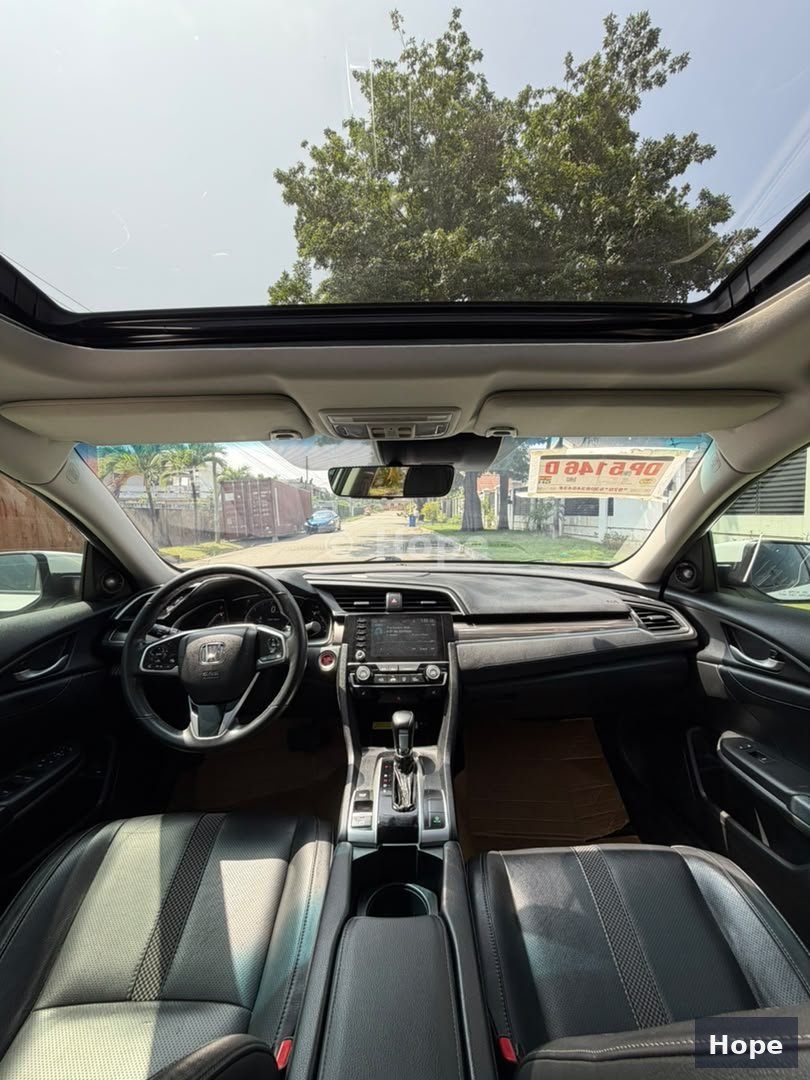 2019 Honda Civic Touring