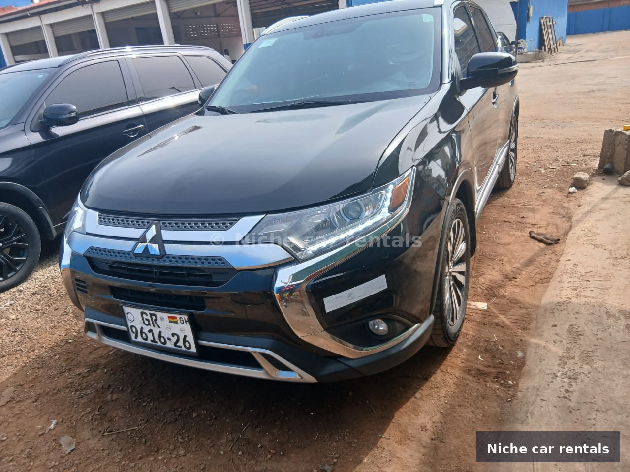 Mitsubishi Outlander (self-drive available)